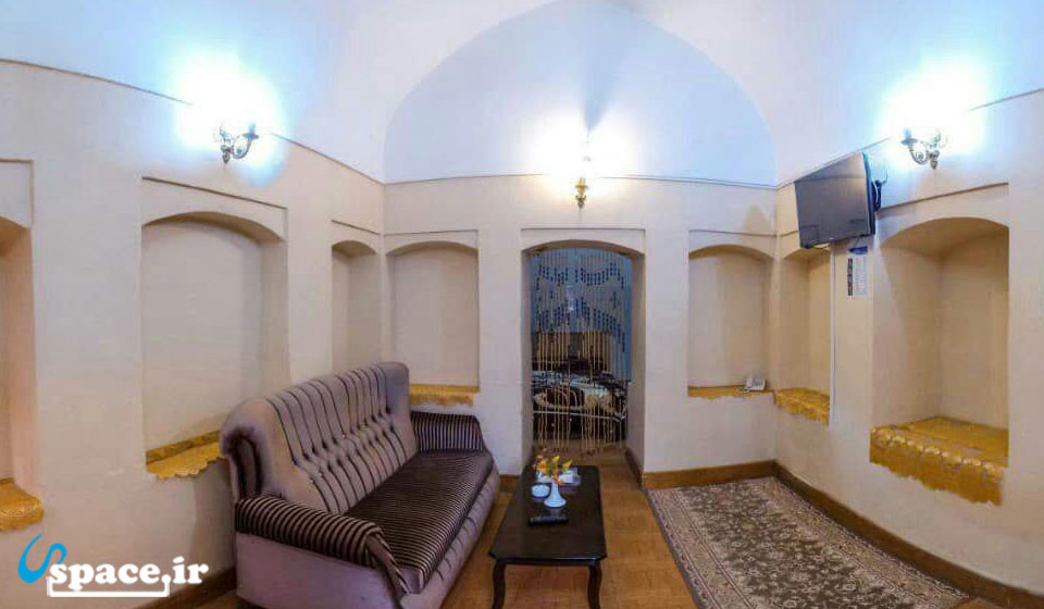 داخل اتاق